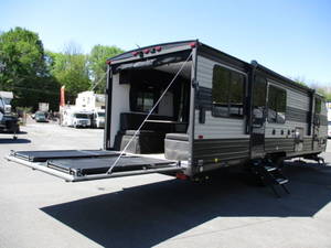  Forest River Cherokee Grey Wolf 26MBRR