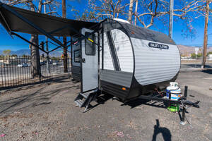  Sunset Park RV Sunlite 13BD LTD