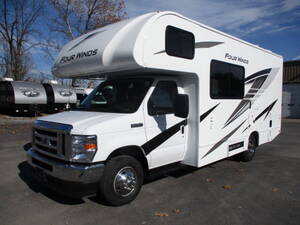  Thor Motor Coach Four Winds 22E